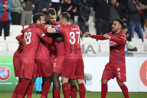 Sivasspor bu sezon Sьper Lig'de 8. galibiyetini aldэ